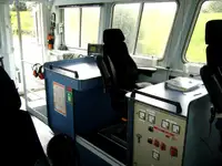 Kapal tinjauan untuk dijual
