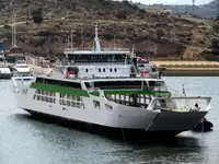 Kapal feri untuk jualan
