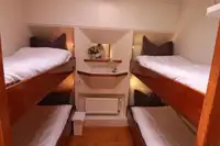 Hotel terapung untuk dijual