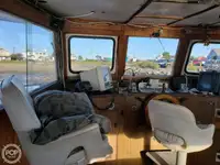 Kapal feri untuk dijual