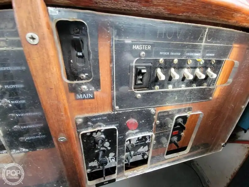 Kapal penyelamat untuk dijual