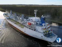 Kapal peti sejuk untuk dijual