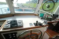 Kapal pelayaran untuk dijual