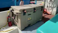Kapal pelayaran untuk dijual