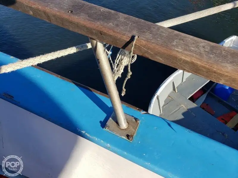 Kapal feri untuk dijual