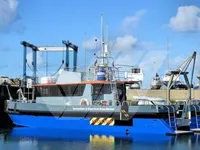 Kapal tinjauan untuk dijual