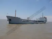 Oil/Chemical tanker untuk jualan