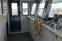Kapal feri untuk dijual