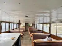 Kapal pelayaran untuk dijual