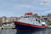 Kapal feri untuk dijual