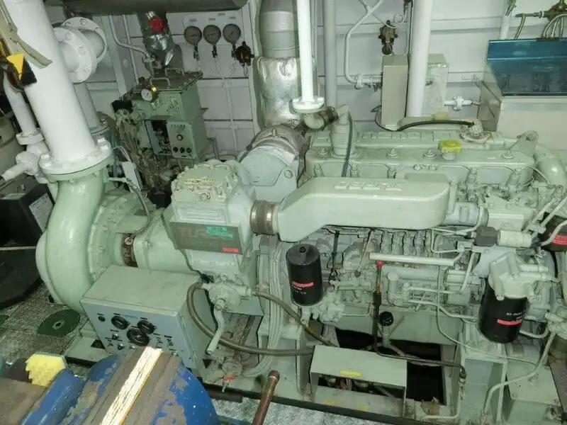 Kapal rondaan untuk dijual