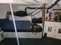 Kapal penyelamat untuk dijual