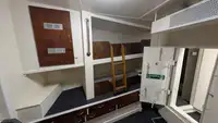 Kapal tinjauan untuk dijual