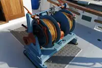 Kapal kerja untuk dijual