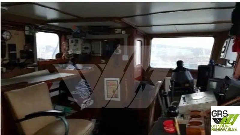 Kapal kerja untuk dijual