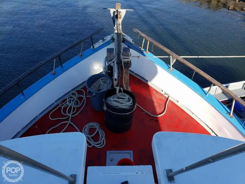 Kapal feri untuk dijual