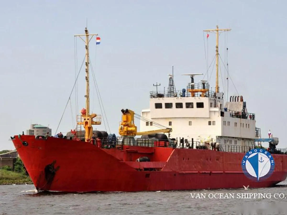 Kapal peti sejuk untuk dijual
