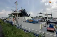 Kapal rondaan untuk dijual