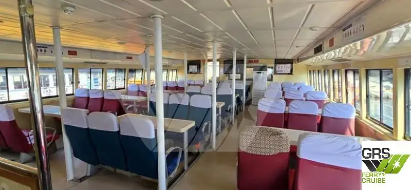 Kapal pelayaran untuk dijual