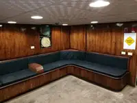 Kapal bekalan untuk dijual