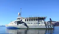 Kapal pelayaran untuk dijual
