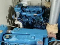 Kapal tinjauan untuk dijual