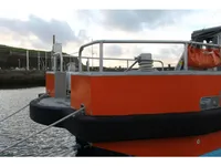 Kapal anak kapal untuk dijual