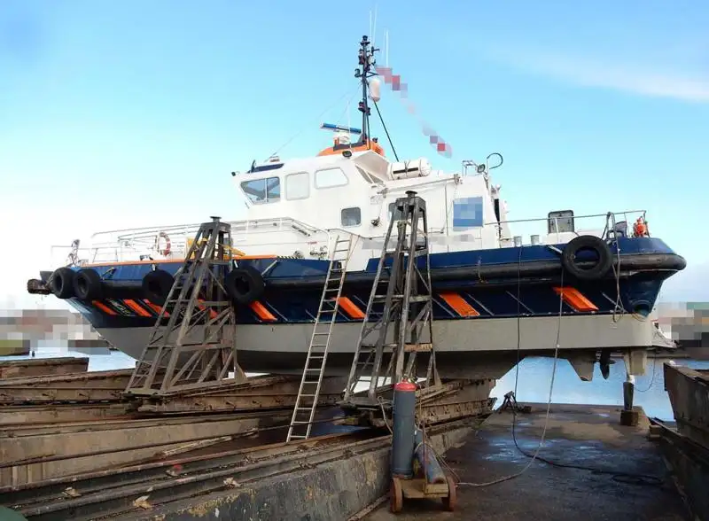 Kapal anak kapal untuk dijual