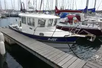 Kapal kerja untuk dijual