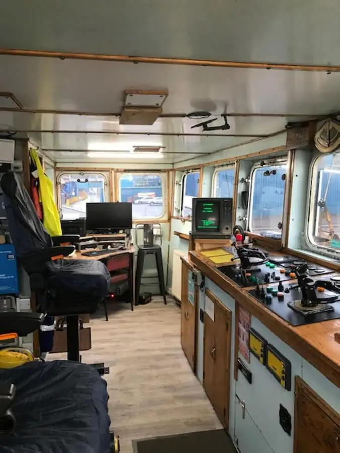 Kapal pengorek untuk dijual