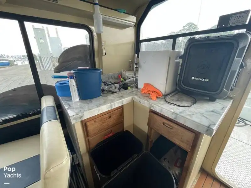 Kapal pelayaran untuk dijual
