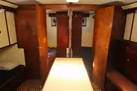 Kapal rondaan untuk dijual