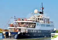 Kapal pelayaran untuk dijual
