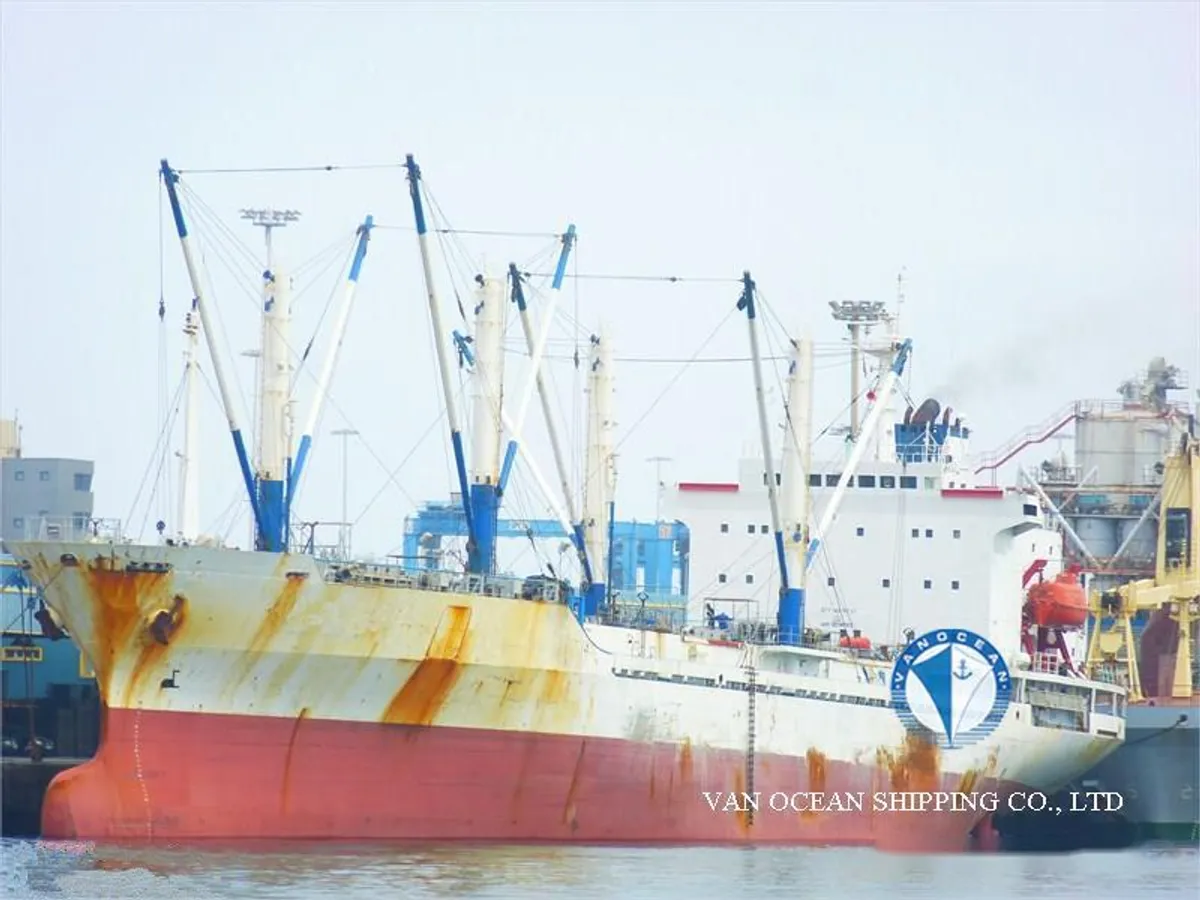 Kapal peti sejuk untuk dijual