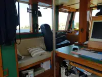 Kapal rondaan untuk dijual