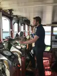 Kapal pelayaran untuk dijual