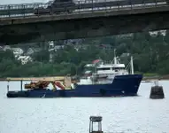 Kapal rondaan untuk dijual