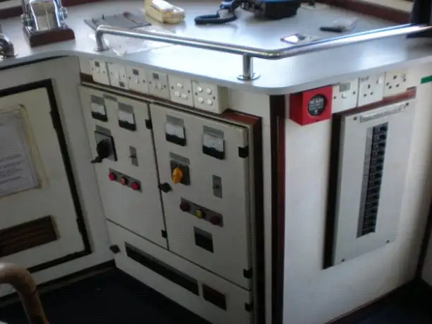 Kapal tunda untuk dijual