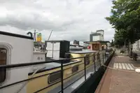 Tongkang untuk dijual