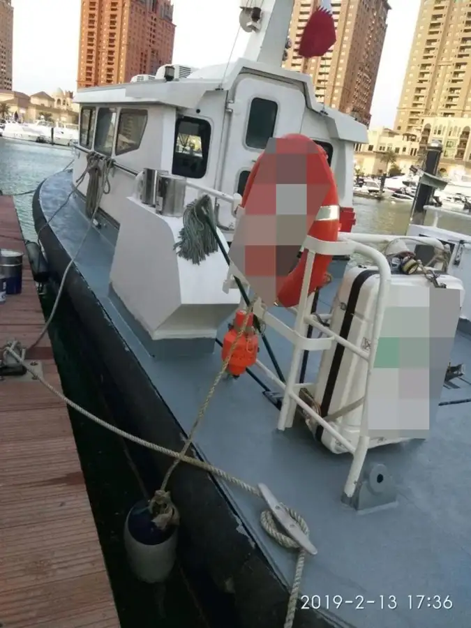 Kapal anak kapal untuk dijual