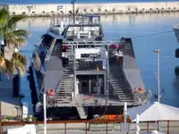 Kapal penumpang untuk jualan