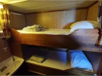 Kapal bekalan untuk dijual
