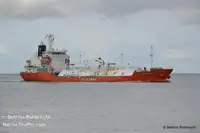 Oil/Chemical tanker untuk jualan