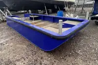 Kapal feri untuk dijual