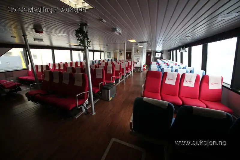 Kapal layar untuk dijual