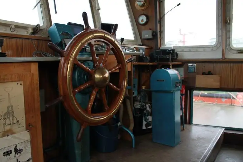 Kapal tunda untuk dijual