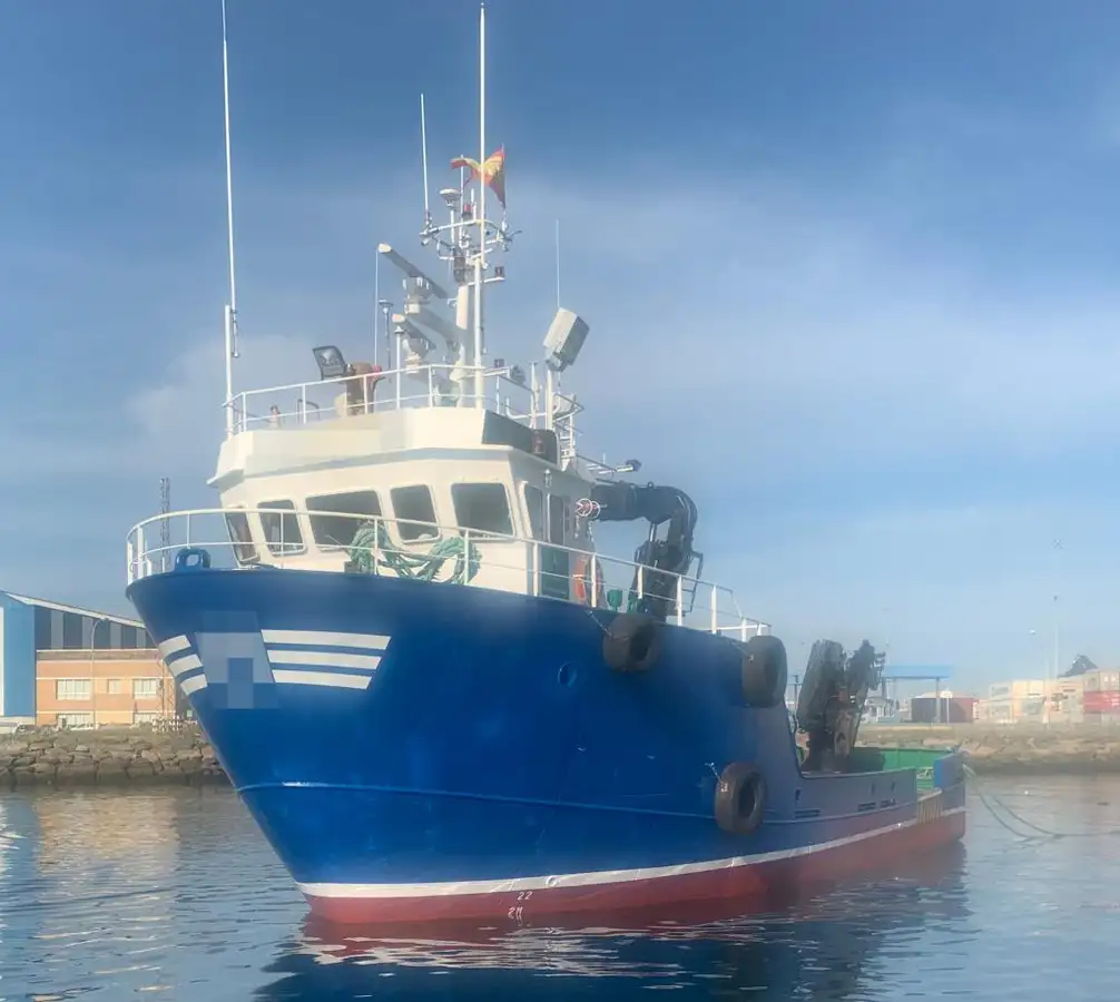 Kapal kerja untuk dijual