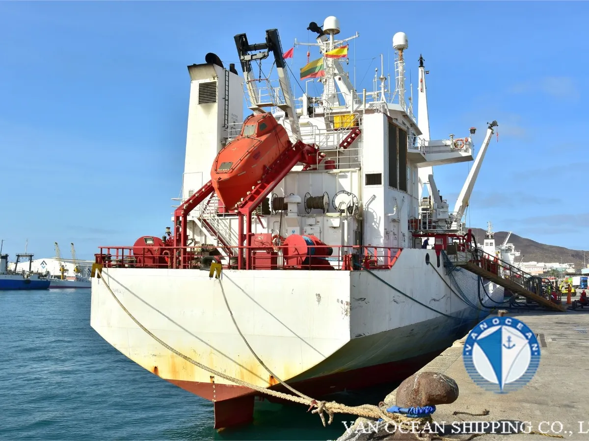 Kapal peti sejuk untuk dijual