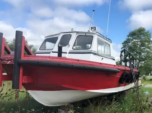 Kapal kerja untuk dijual