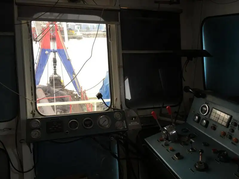 Kapal pengorek untuk dijual